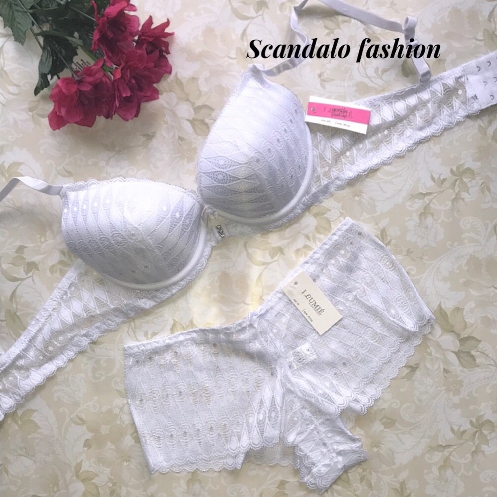 Set Push up Gentle Lace 3 Hooks Bra  & Cheeky Panty Underwear. NWT